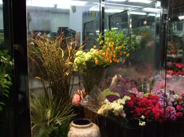 「フラワーショップはなふじ」　（静岡県浜松市浜名区）の花屋店舗写真2